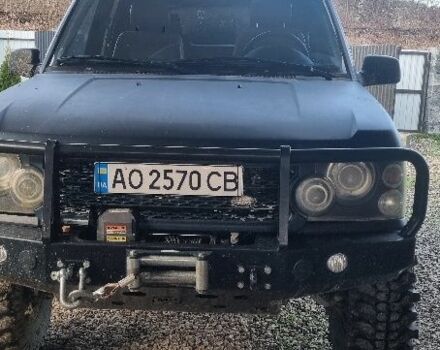 Зелений Ленд Ровер Рендж Ровер, об'ємом двигуна 4 л та пробігом 263 тис. км за 9000 $, фото 4 на Automoto.ua