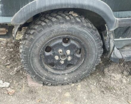 Зелений Ленд Ровер Рендж Ровер, об'ємом двигуна 2.5 л та пробігом 300 тис. км за 3000 $, фото 5 на Automoto.ua