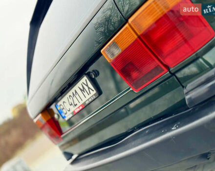 Зеленый Ленд Ровер Рендж Ровер, объемом двигателя 2.5 л и пробегом 387 тыс. км за 6700 $, фото 33 на Automoto.ua