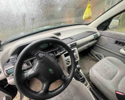 Зеленый Ленд Ровер Рендж Ровер, объемом двигателя 2 л и пробегом 180 тыс. км за 1893 $, фото 2 на Automoto.ua