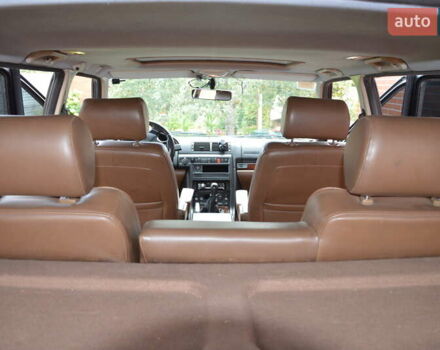 Зеленый Ленд Ровер Рендж Ровер, объемом двигателя 2.5 л и пробегом 228 тыс. км за 9999 $, фото 11 на Automoto.ua