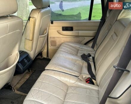 Зелений Ленд Ровер Рендж Ровер, об'ємом двигуна 3.95 л та пробігом 380 тис. км за 4800 $, фото 6 на Automoto.ua