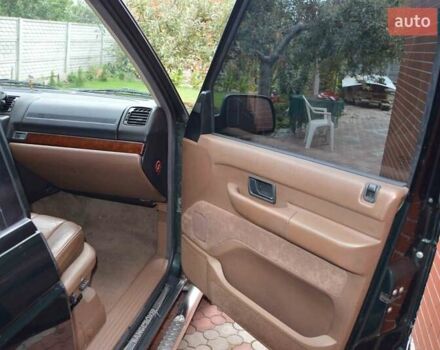 Зеленый Ленд Ровер Рендж Ровер, объемом двигателя 2.5 л и пробегом 228 тыс. км за 9999 $, фото 9 на Automoto.ua