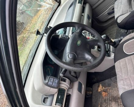 Зеленый Ленд Ровер Рендж Ровер, объемом двигателя 0 л и пробегом 290 тыс. км за 3200 $, фото 7 на Automoto.ua