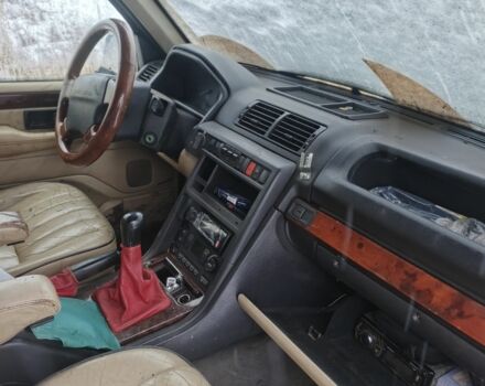 Зелений Ленд Ровер Рендж Ровер, об'ємом двигуна 0 л та пробігом 300 тис. км за 2800 $, фото 2 на Automoto.ua