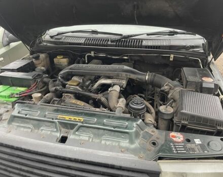 Зелений Ленд Ровер Рендж Ровер, об'ємом двигуна 2.5 л та пробігом 211 тис. км за 5000 $, фото 13 на Automoto.ua