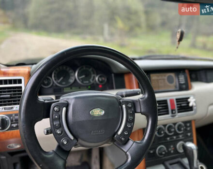 Ленд Ровер Рендж Ровер 2002 в Стрые на Automoto.ua Зеленый Ленд Ровер Рендж Ровер, объемом двигателя 2.93 л и пробегом 440 тыс. км за 7900 $, фото 18 на Automoto.ua