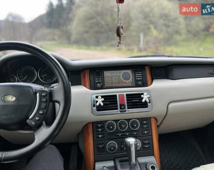 Ленд Ровер Рендж Ровер 2002 в Стрые на Automoto.ua Зеленый Ленд Ровер Рендж Ровер, объемом двигателя 2.93 л и пробегом 440 тыс. км за 7900 $, фото 19 на Automoto.ua