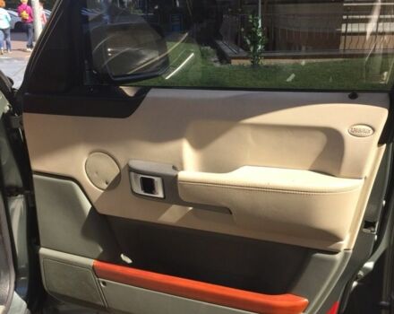 Зелений Ленд Ровер Рендж Ровер, об'ємом двигуна 0 л та пробігом 237 тис. км за 6000 $, фото 4 на Automoto.ua