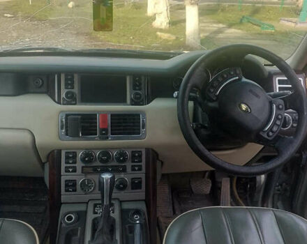 Зелений Ленд Ровер Рендж Ровер, об'ємом двигуна 3 л та пробігом 220 тис. км за 4500 $, фото 9 на Automoto.ua