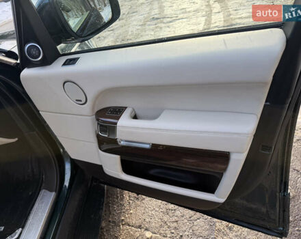 Зелений Ленд Ровер Рендж Ровер, об'ємом двигуна 3 л та пробігом 130 тис. км за 24600 $, фото 12 на Automoto.ua