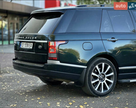 Ленд Ровер Рендж Ровер 2014 в Черновцах на Automoto.ua Зеленый Ленд Ровер Рендж Ровер, объемом двигателя 4.37 л и пробегом 240 тыс. км за 32000 $, фото 3 на Automoto.ua