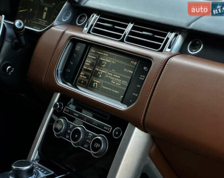 Зеленый Ленд Ровер Рендж Ровер, объемом двигателя 4.37 л и пробегом 240 тыс. км за 31000 $, фото 9 на Automoto.ua