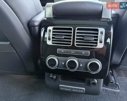 Зеленый Ленд Ровер Рендж Ровер, объемом двигателя 5 л и пробегом 140 тыс. км за 35900 $, фото 15 на Automoto.ua