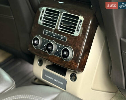 Зеленый Ленд Ровер Рендж Ровер, объемом двигателя 2.99 л и пробегом 172 тыс. км за 42999 $, фото 17 на Automoto.ua