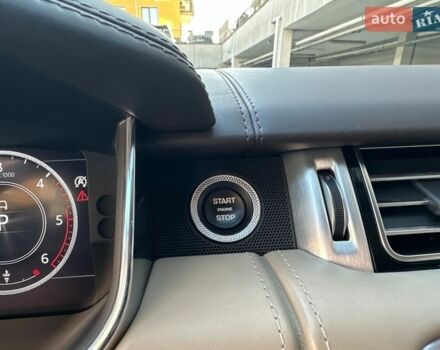 Зелений Ленд Ровер Рендж Ровер, об'ємом двигуна 4.37 л та пробігом 94 тис. км за 76500 $, фото 69 на Automoto.ua