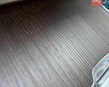 Зеленый Ленд Ровер Рендж Ровер, объемом двигателя 3 л и пробегом 10 тыс. км за 215000 $, фото 5 на Automoto.ua