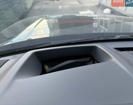 Зеленый Ленд Ровер Рендж Ровер, объемом двигателя 3 л и пробегом 10 тыс. км за 215000 $, фото 9 на Automoto.ua