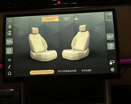 Зеленый Ленд Ровер Рендж Ровер, объемом двигателя 3 л и пробегом 24 тыс. км за 170000 $, фото 59 на Automoto.ua