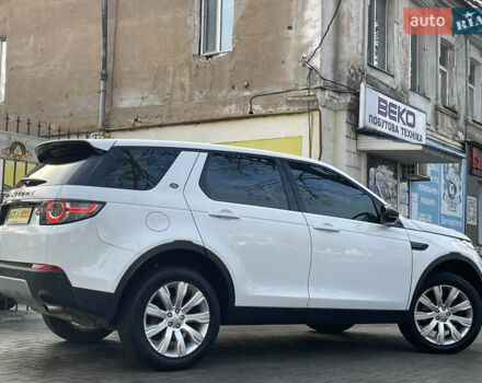 Білий Ленд Ровер Discovery Sport, об'ємом двигуна 2.2 л та пробігом 196 тис. км за 21999 $, фото 3 на Automoto.ua