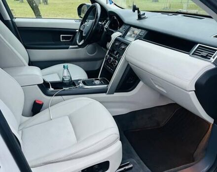 Белый Ленд Ровер Discovery Sport, объемом двигателя 2.2 л и пробегом 186 тыс. км за 17200 $, фото 29 на Automoto.ua