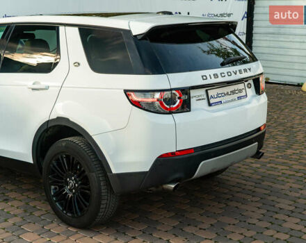 Белый Ленд Ровер Discovery Sport, объемом двигателя 2 л и пробегом 135 тыс. км за 16500 $, фото 59 на Automoto.ua