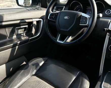 Белый Ленд Ровер Discovery Sport, объемом двигателя 2 л и пробегом 130 тыс. км за 15900 $, фото 7 на Automoto.ua
