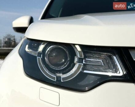 Белый Ленд Ровер Discovery Sport, объемом двигателя 2 л и пробегом 130 тыс. км за 15900 $, фото 3 на Automoto.ua