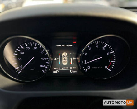 Білий Ленд Ровер Discovery Sport, об'ємом двигуна 2 л та пробігом 102 тис. км за 23300 $, фото 12 на Automoto.ua