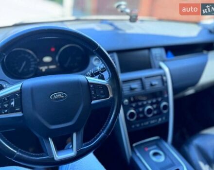 Белый Ленд Ровер Discovery Sport, объемом двигателя 2.18 л и пробегом 171 тыс. км за 18569 $, фото 4 на Automoto.ua
