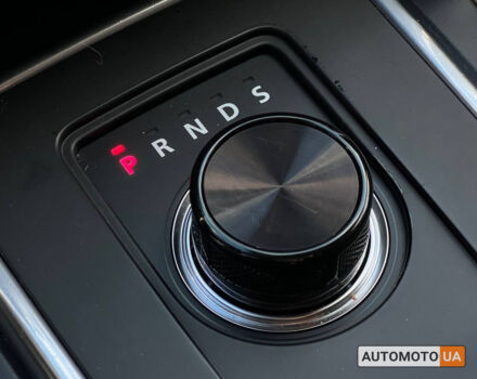 Білий Ленд Ровер Discovery Sport, об'ємом двигуна 2 л та пробігом 102 тис. км за 23300 $, фото 15 на Automoto.ua