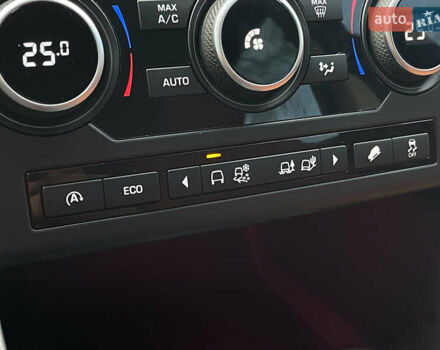 Білий Ленд Ровер Discovery Sport, об'ємом двигуна 2.2 л та пробігом 196 тис. км за 21999 $, фото 27 на Automoto.ua