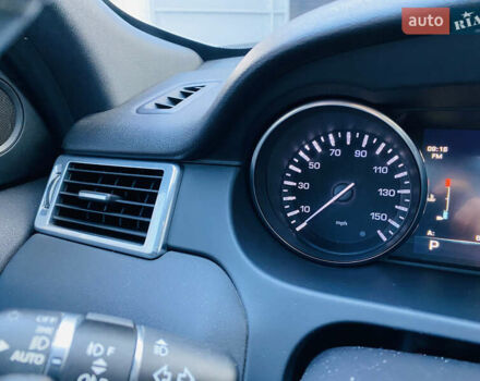 Білий Ленд Ровер Discovery Sport, об'ємом двигуна 2 л та пробігом 184 тис. км за 19000 $, фото 24 на Automoto.ua