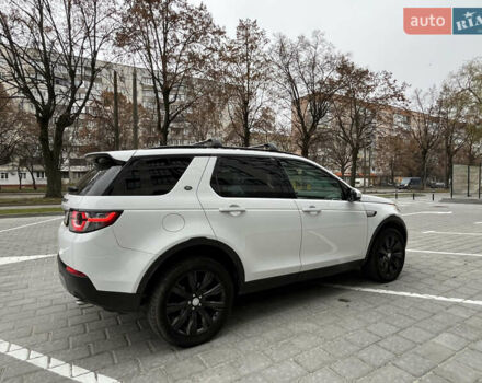 Білий Ленд Ровер Discovery Sport, об'ємом двигуна 2 л та пробігом 148 тис. км за 17800 $, фото 7 на Automoto.ua