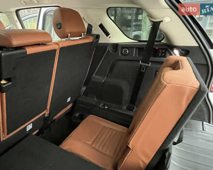 Білий Ленд Ровер Discovery Sport, об'ємом двигуна 2 л та пробігом 148 тис. км за 17800 $, фото 22 на Automoto.ua