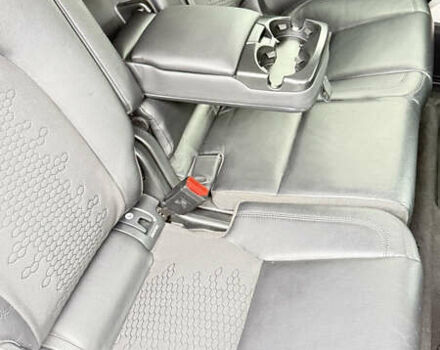 Белый Ленд Ровер Discovery Sport, объемом двигателя 2 л и пробегом 171 тыс. км за 19000 $, фото 17 на Automoto.ua