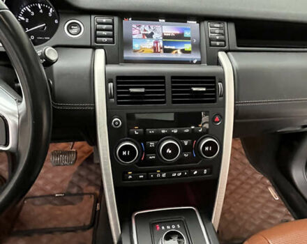Білий Ленд Ровер Discovery Sport, об'ємом двигуна 2 л та пробігом 148 тис. км за 17800 $, фото 32 на Automoto.ua