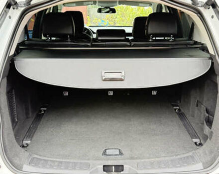 Белый Ленд Ровер Discovery Sport, объемом двигателя 2 л и пробегом 171 тыс. км за 19000 $, фото 29 на Automoto.ua