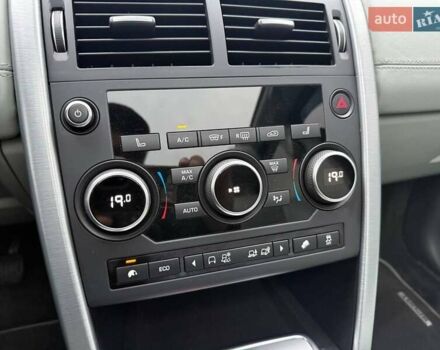 Белый Ленд Ровер Discovery Sport, объемом двигателя 2 л и пробегом 134 тыс. км за 15900 $, фото 31 на Automoto.ua