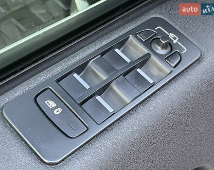 Білий Ленд Ровер Discovery Sport, об'ємом двигуна 2.2 л та пробігом 196 тис. км за 21999 $, фото 11 на Automoto.ua