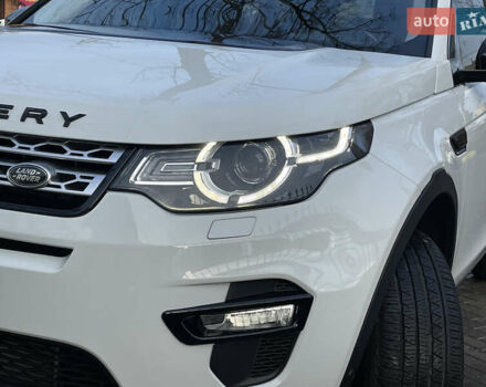 Білий Ленд Ровер Discovery Sport, об'ємом двигуна 2.2 л та пробігом 196 тис. км за 21999 $, фото 8 на Automoto.ua