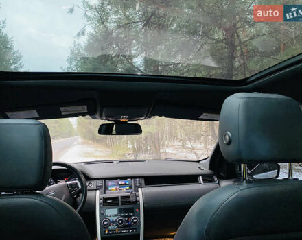 Білий Ленд Ровер Discovery Sport, об'ємом двигуна 2 л та пробігом 184 тис. км за 19000 $, фото 18 на Automoto.ua