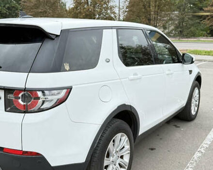 Белый Ленд Ровер Discovery Sport, объемом двигателя 2 л и пробегом 171 тыс. км за 19000 $, фото 3 на Automoto.ua