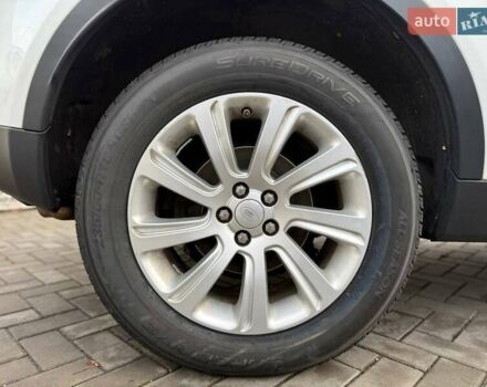 Белый Ленд Ровер Discovery Sport, объемом двигателя 3 л и пробегом 245 тыс. км за 10900 $, фото 7 на Automoto.ua