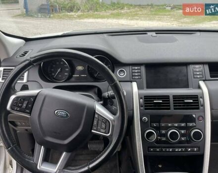 Белый Ленд Ровер Discovery Sport, объемом двигателя 2 л и пробегом 176 тыс. км за 17500 $, фото 9 на Automoto.ua