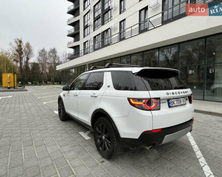 Білий Ленд Ровер Discovery Sport, об'ємом двигуна 2 л та пробігом 148 тис. км за 17800 $, фото 9 на Automoto.ua