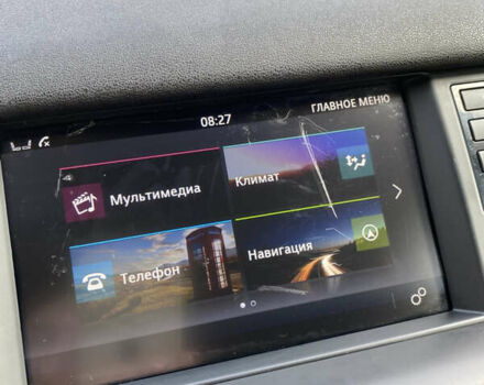 Білий Ленд Ровер Discovery Sport, об'ємом двигуна 2 л та пробігом 182 тис. км за 16700 $, фото 25 на Automoto.ua