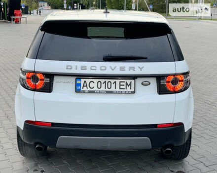 Білий Ленд Ровер Discovery Sport, об'ємом двигуна 2 л та пробігом 126 тис. км за 20999 $, фото 15 на Automoto.ua