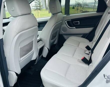 Белый Ленд Ровер Discovery Sport, объемом двигателя 2.2 л и пробегом 186 тыс. км за 17200 $, фото 24 на Automoto.ua