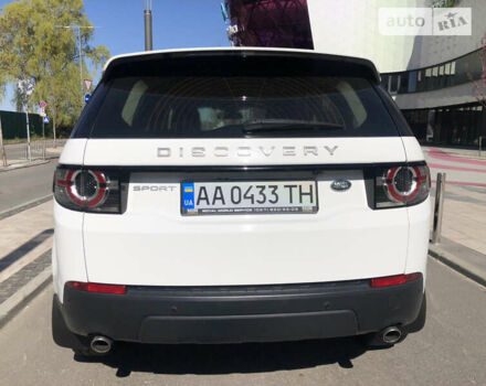 Білий Ленд Ровер Discovery Sport, об'ємом двигуна 2.2 л та пробігом 100 тис. км за 20900 $, фото 3 на Automoto.ua